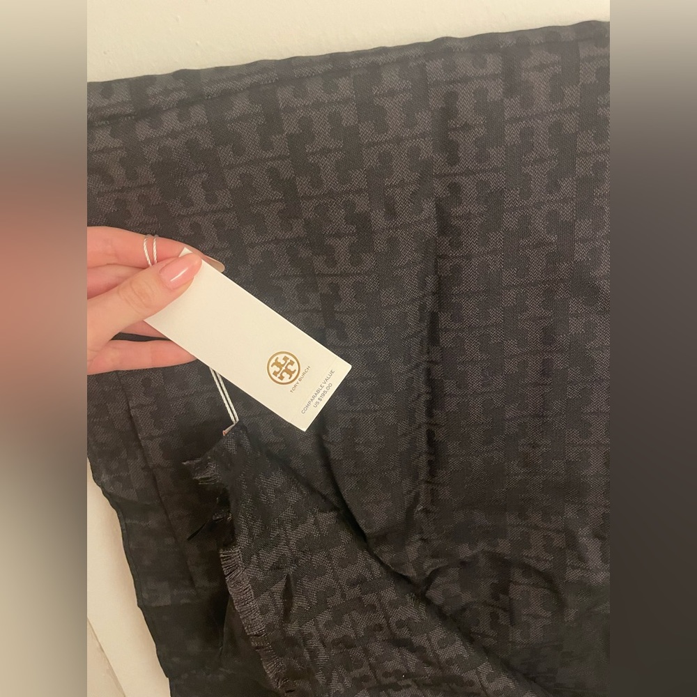 Tory Burch unworn black scarf with tags
